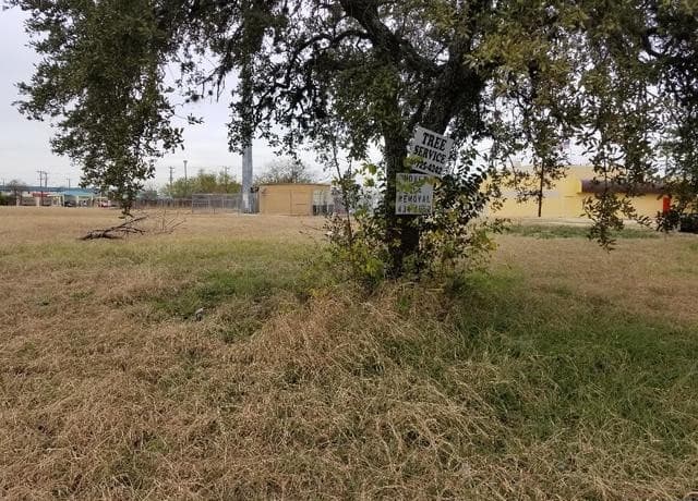 3281  Timber View Dr, San Antonio, TX 78251 — photo 6