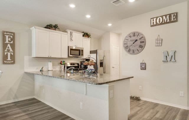 14815  Berkshire Way, San Antonio, TX 78254 — photo 4