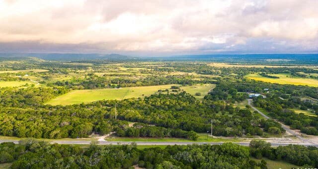 LOT 31  Western, Bandera, TX 78003 — photo 3