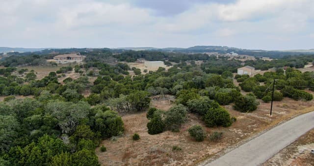 325  Ridge Pt, Spring Branch, TX 78070 — photo 2