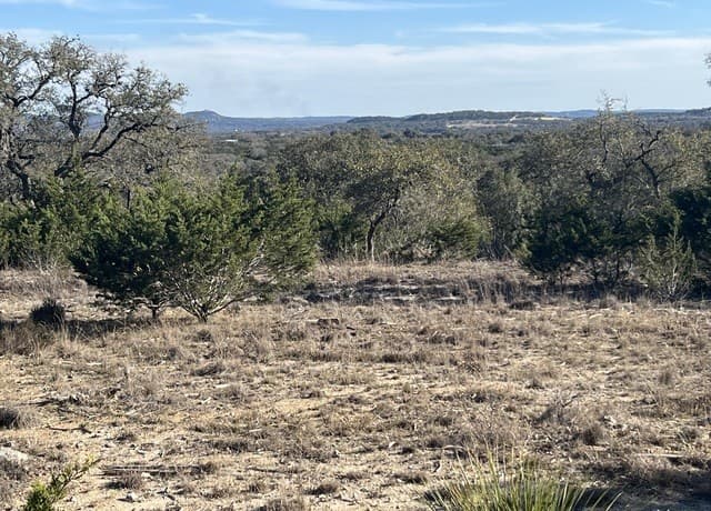 215  Palomino Springs, Bandera, TX 78003 — photo 5