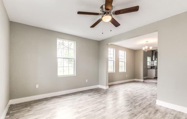 941 W Myrtle St, San Antonio, TX 78212 — photo 10
