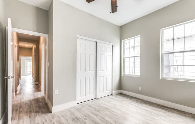 941 W Myrtle St, San Antonio, TX 78212 — photo 18