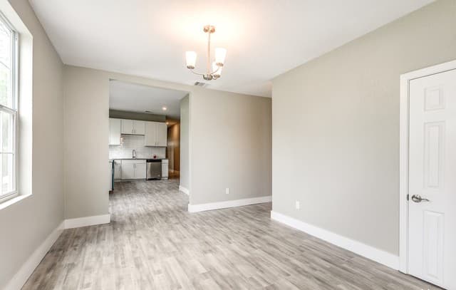 941 W Myrtle St, San Antonio, TX 78212 — photo 9