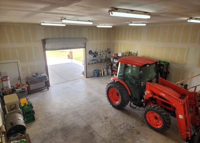 1208  County Road 317, La Vernia, TX 78121 — photo 11