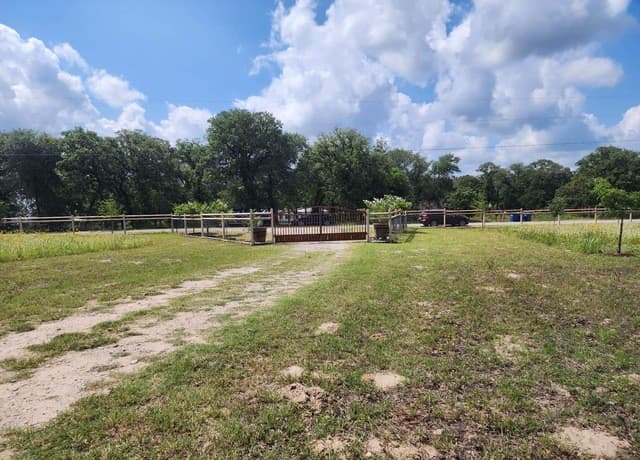 1208  County Road 317, La Vernia, TX 78121 — photo 25