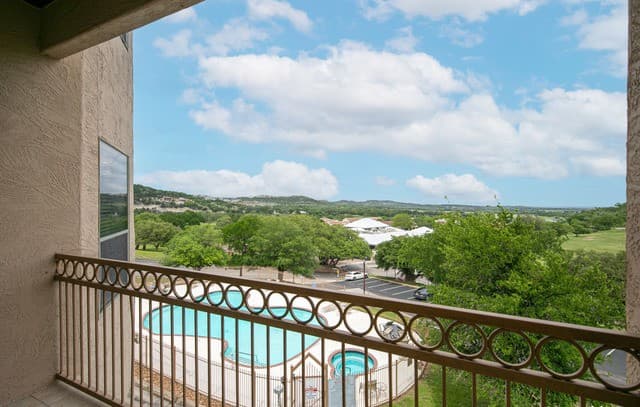20  Tapatio Dr E Unit 203, Boerne, TX 78006 — photo 14