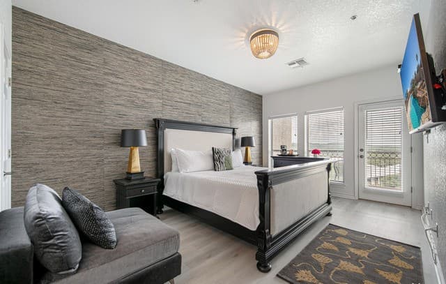 20  Tapatio Dr E Unit 203, Boerne, TX 78006 — photo 15