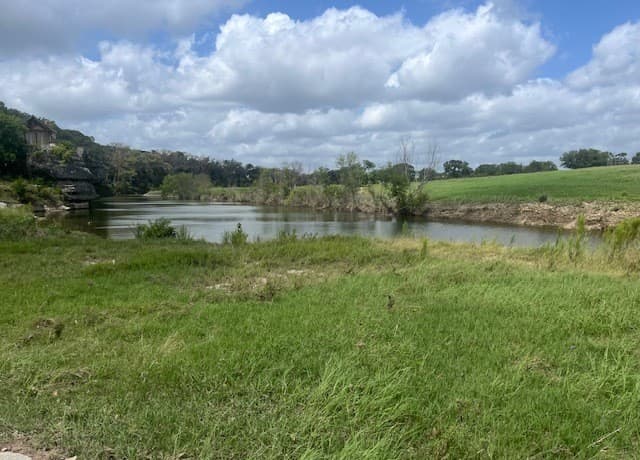0  Doc Holiday, Bandera, TX 78003 — photo 10
