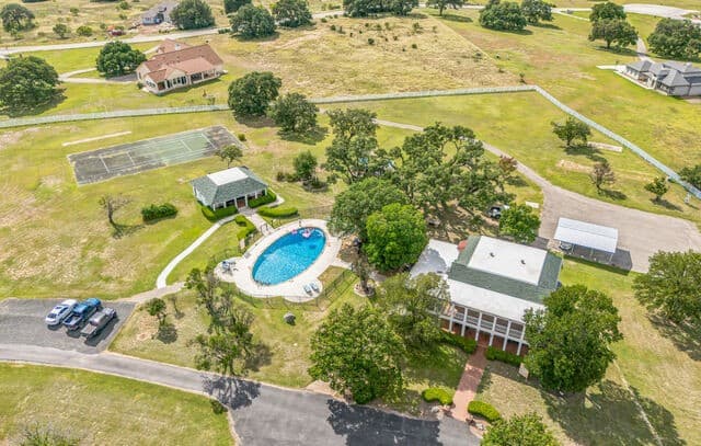 0  Doc Holiday, Bandera, TX 78003 — photo 6