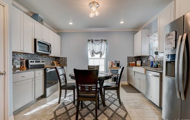 1503  Edison Dr, San Antonio, TX 78201 — photo 8