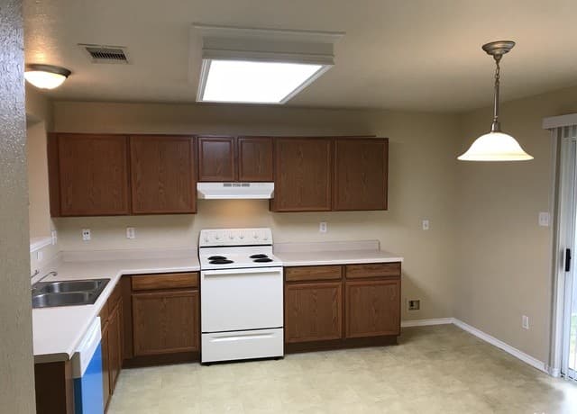 131  Booker Palm, San Antonio, TX 78239 — photo 6