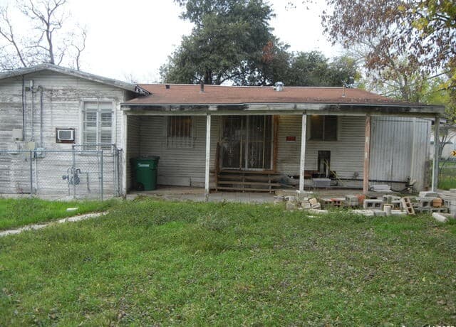 226  Avalon, San Antonio, TX 78213 — photo 11