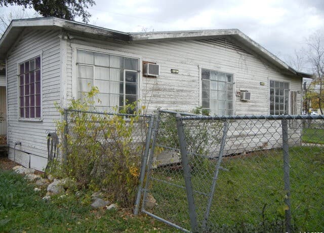 226  Avalon, San Antonio, TX 78213 — photo 8