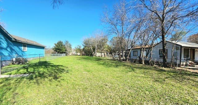 611 Cantrell Dr