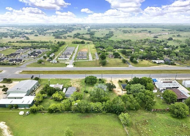 2315  Hwy 181, Floresville, TX 78114 — photo 6