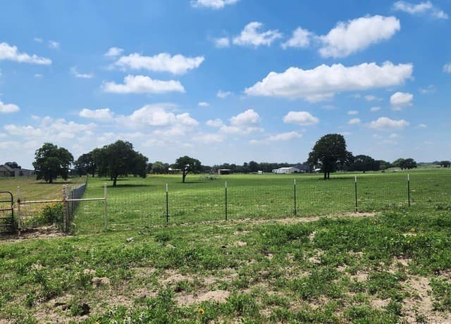 233  Triple Bend Dr, La Vernia, TX 78121 — photo 2