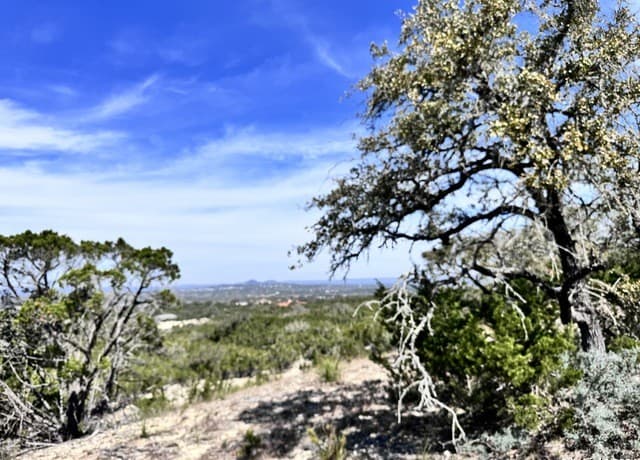 247  Highgate Dr, Bandera, TX 78003 — photo 10