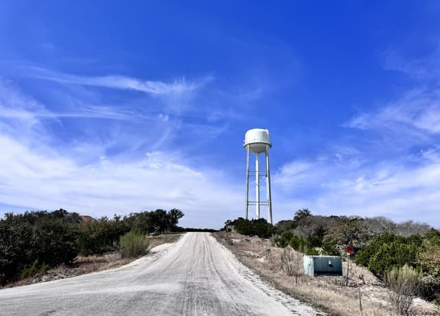 247  Highgate Dr, Bandera, TX 78003 — photo 11