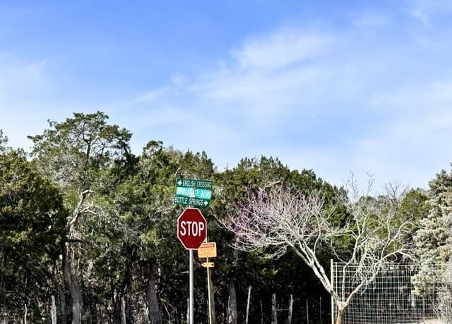 247  Highgate Dr, Bandera, TX 78003 — photo 12