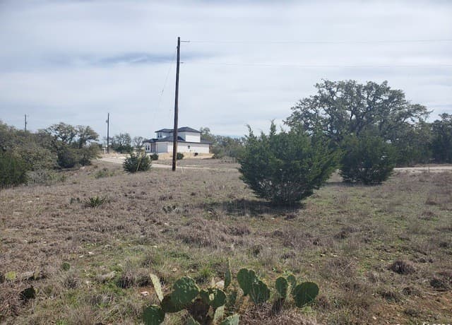 136 W Eli Chandler, Blanco, TX 78606 — photo 9