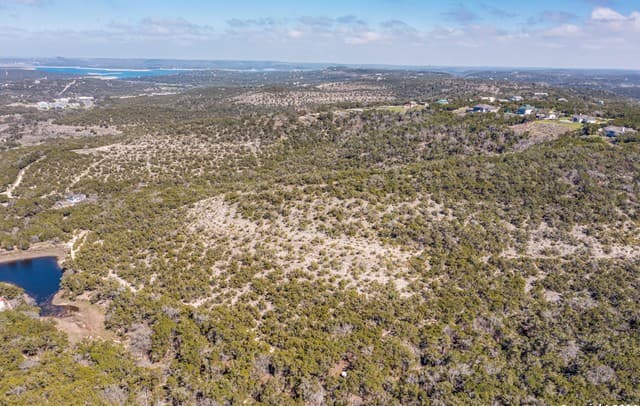 1081  Hillside View Dr, New Braunfels, TX 78132 — photo 9