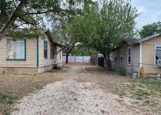 1443  Saenz, San Antonio, TX 78214 — photo 6