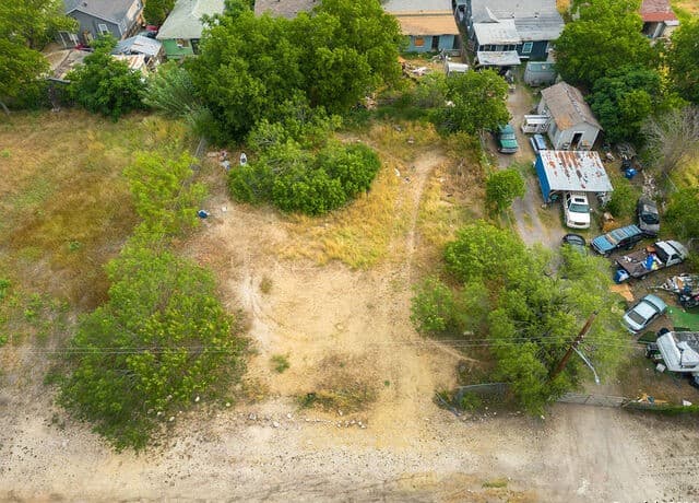 251  Coyol St, San Antonio, TX 78237 — photo 4