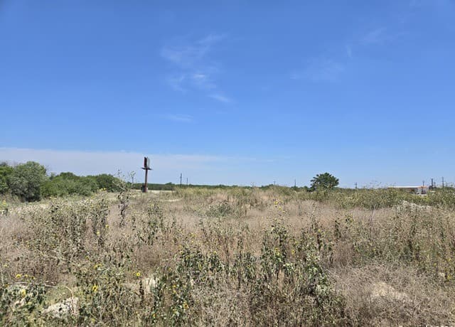 12734  Us Highway 90, San Antonio, TX 78245 — photo 5