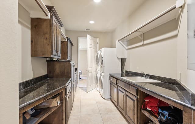 338  Tower Rd, San Antonio, TX 78223 — photo 18