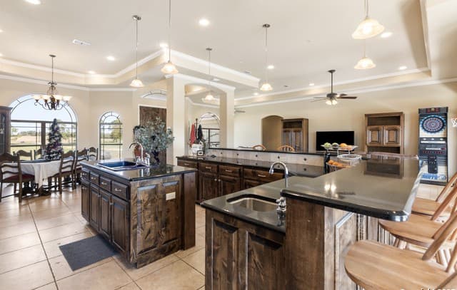 338  Tower Rd, San Antonio, TX 78223 — photo 4