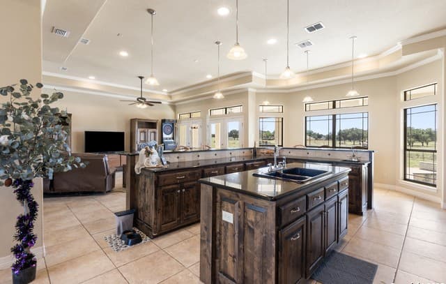 338  Tower Rd, San Antonio, TX 78223 — photo 7
