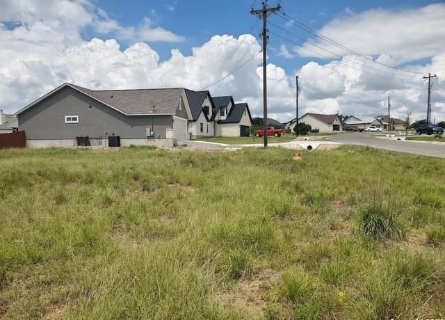 118  Warren Wallace, Blanco, TX 78606 — photo 3