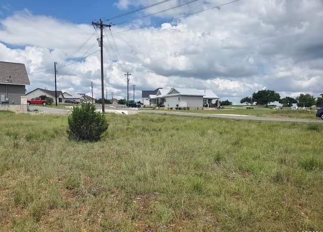 118  Warren Wallace, Blanco, TX 78606 — photo 6