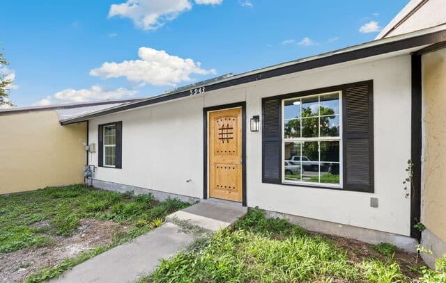 5943 Fairbrook