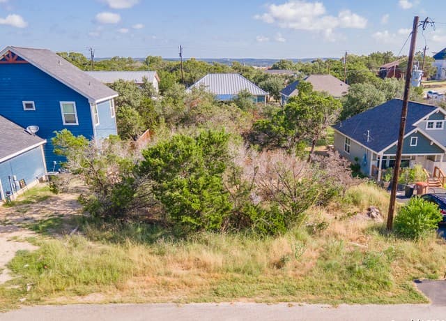 1021  Eagle Flight, Canyon Lake, TX 78133 — photo 6