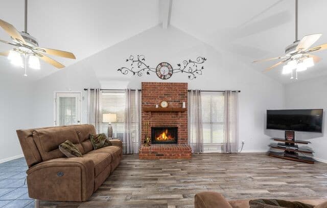 104  Scenic Oak, Floresville, TX 78114 — photo 15
