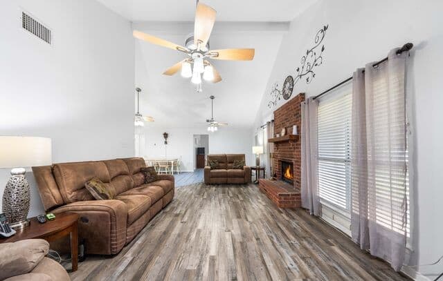 104  Scenic Oak, Floresville, TX 78114 — photo 18