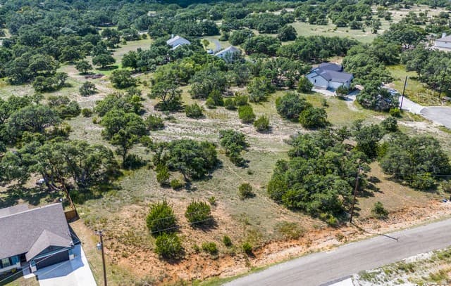 114  Peter Kleid Loop, Blanco, TX 78606 — photo 6