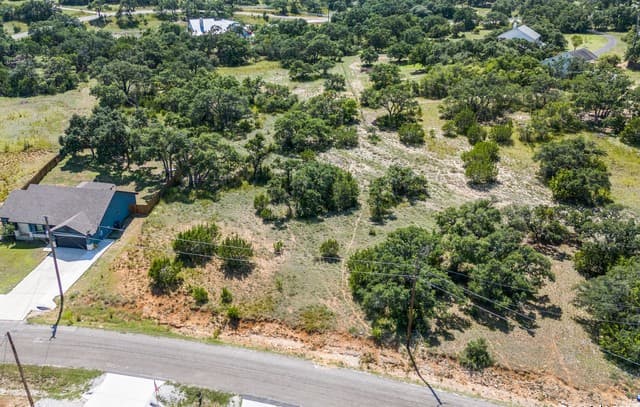 114  Peter Kleid Loop, Blanco, TX 78606 — photo 7