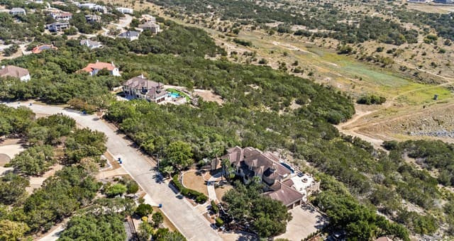 13  Champions Run, San Antonio, TX 78258 — photo 10