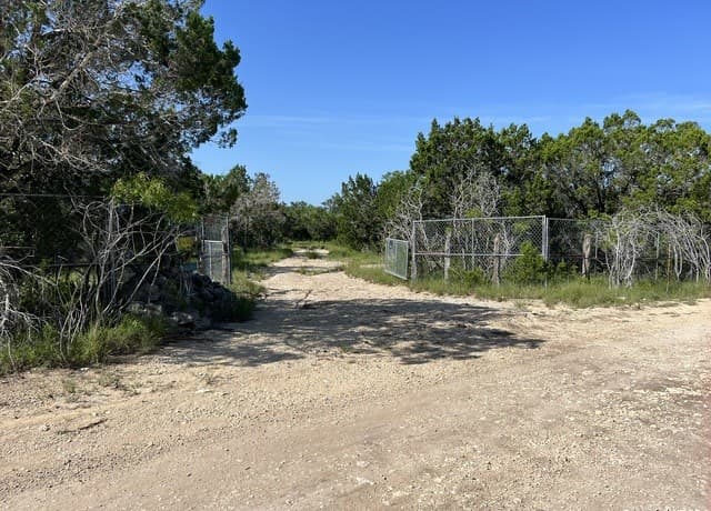 932  High Country Rd, Blanco, TX 78606 — photo 18