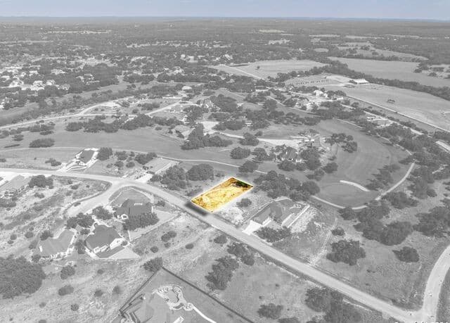 307  Lewis Todd, New Braunfels, TX 78606 — photo 4