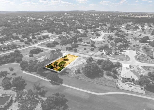 307  Lewis Todd, New Braunfels, TX 78606 — photo 8