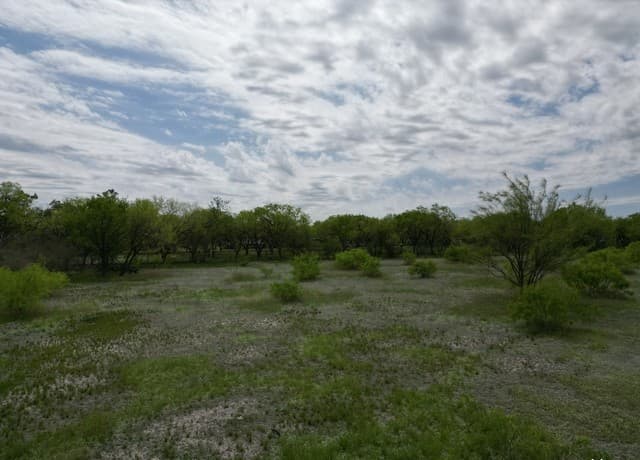2020  Goeth Rd, San Antonio, TX 78221 — photo 4