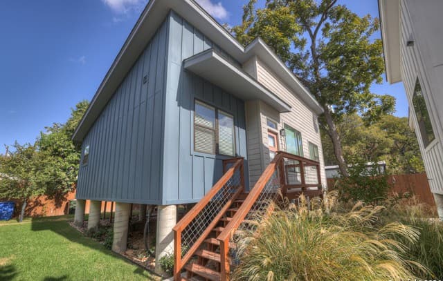 587 E Basel Unit 4