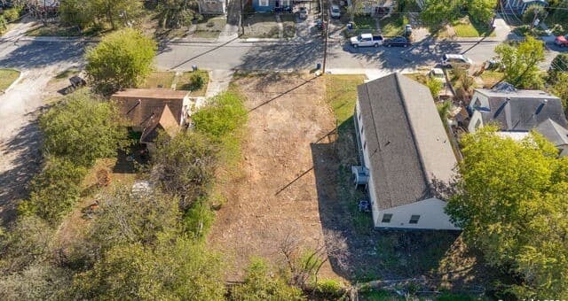 1827  Center St, San Antonio, TX 78202 — photo 5