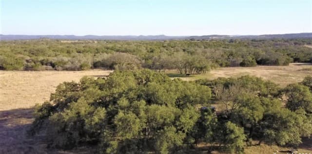 251  Highgate Drive, Bandera, TX 78003 — photo 4