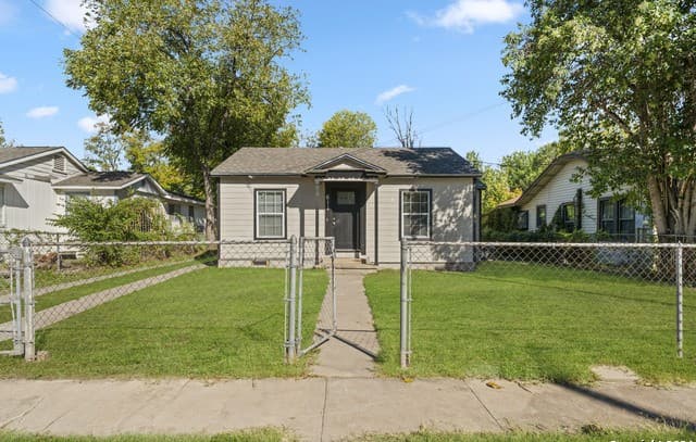 611  Kirk Pl, San Antonio, TX 78225 — photo 3