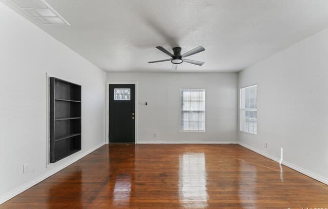 611  Kirk Pl, San Antonio, TX 78225 — photo 6